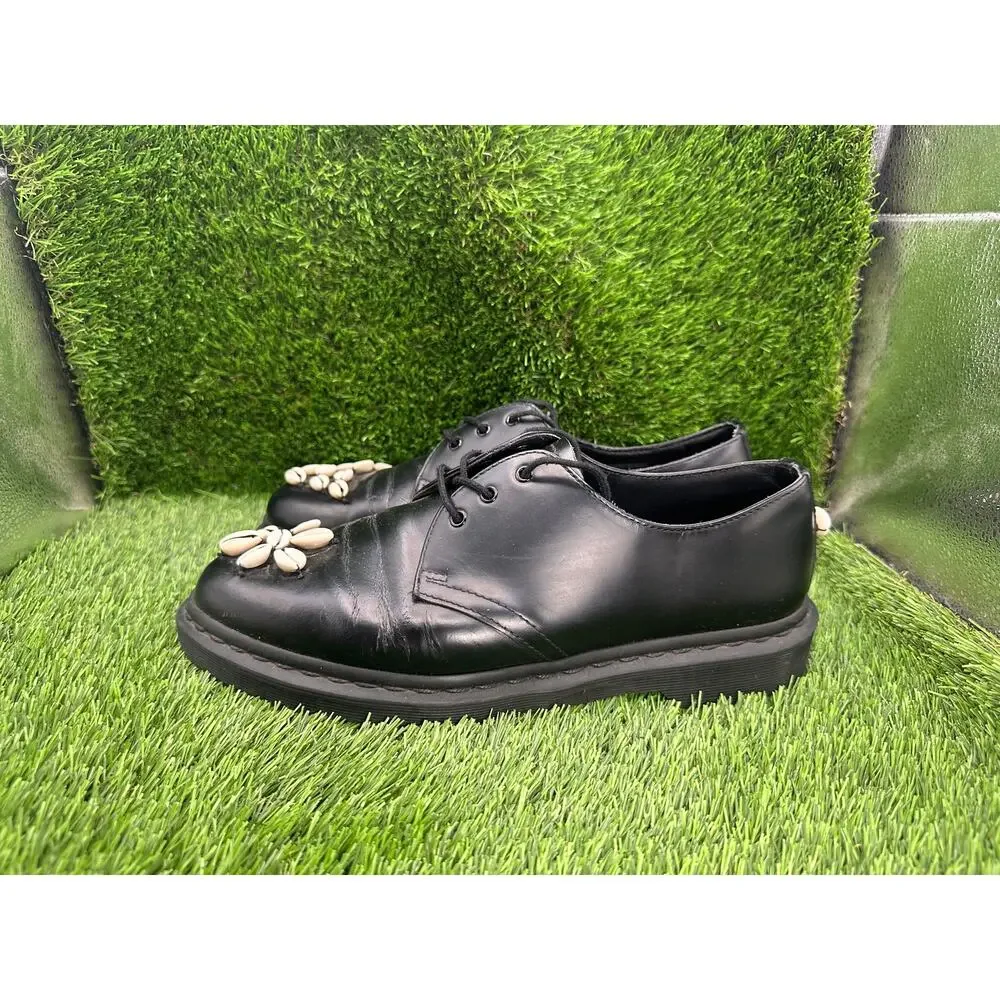 Dr. Martens 1461 Mono 14345001 Oxford Shoe Unisex M9/W10 Black Leather Sea Shell